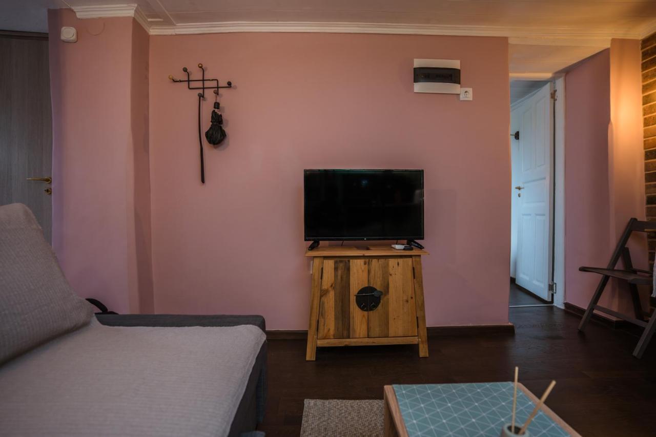 Athina'S Little Apartment Солун Екстериор снимка